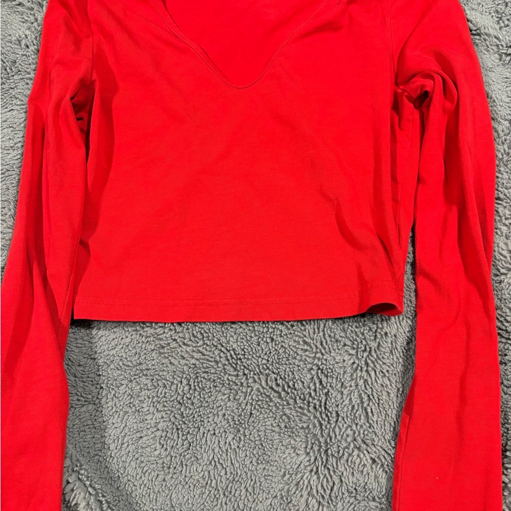 SHEIN Red Long Sleeve Crop Top